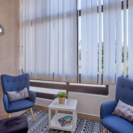 Apartment Lumineux T1 Bis, 2 Pers, Parking, - Fr-1-841-30